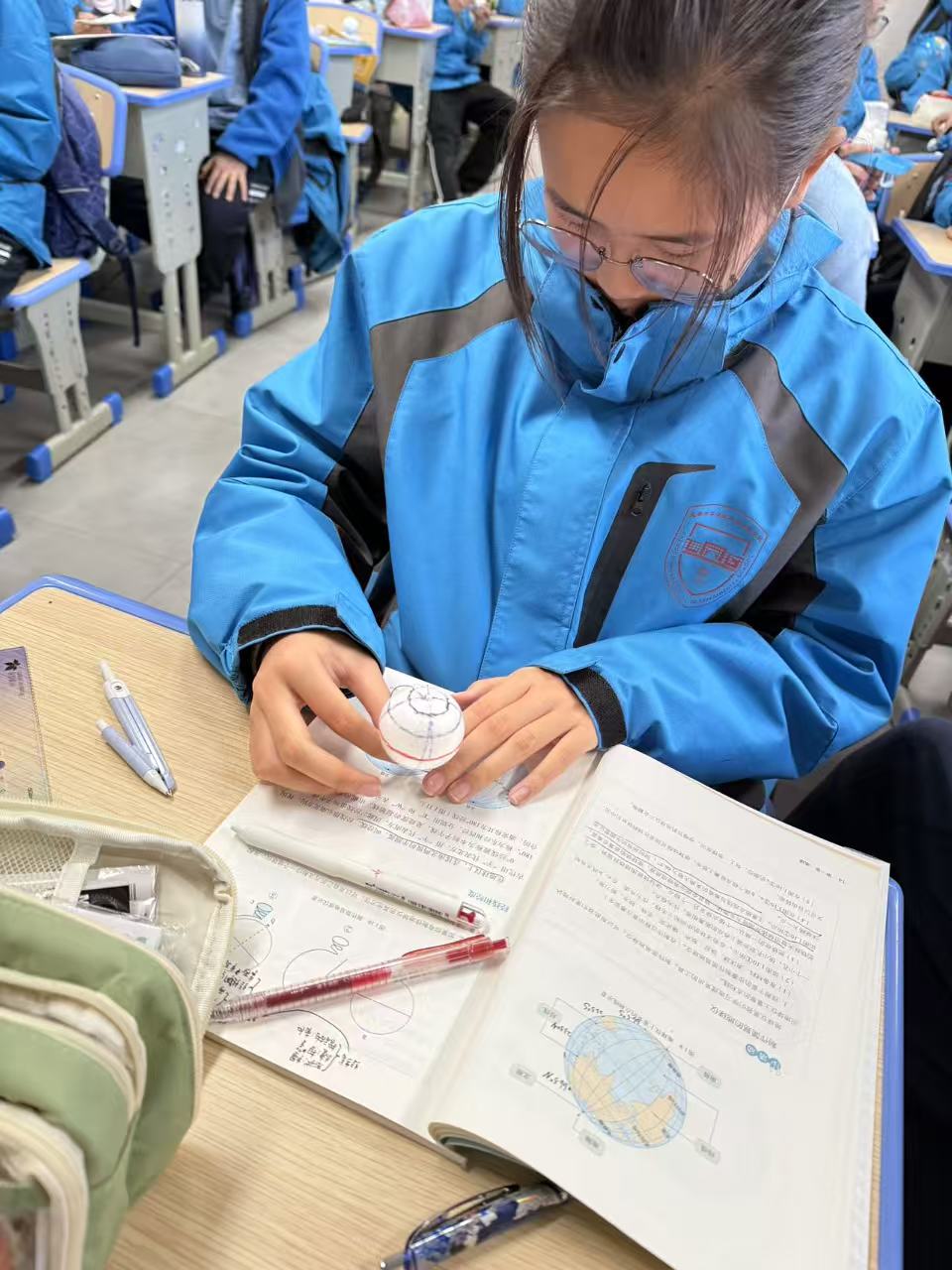 特色活动3.jpg 特色活动3.jpg