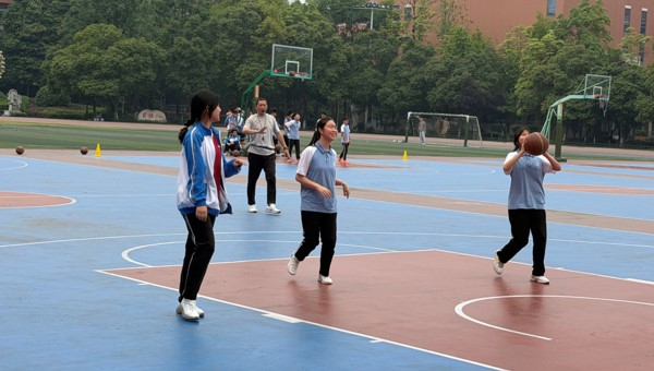 图片4.jpg 图片4.jpg